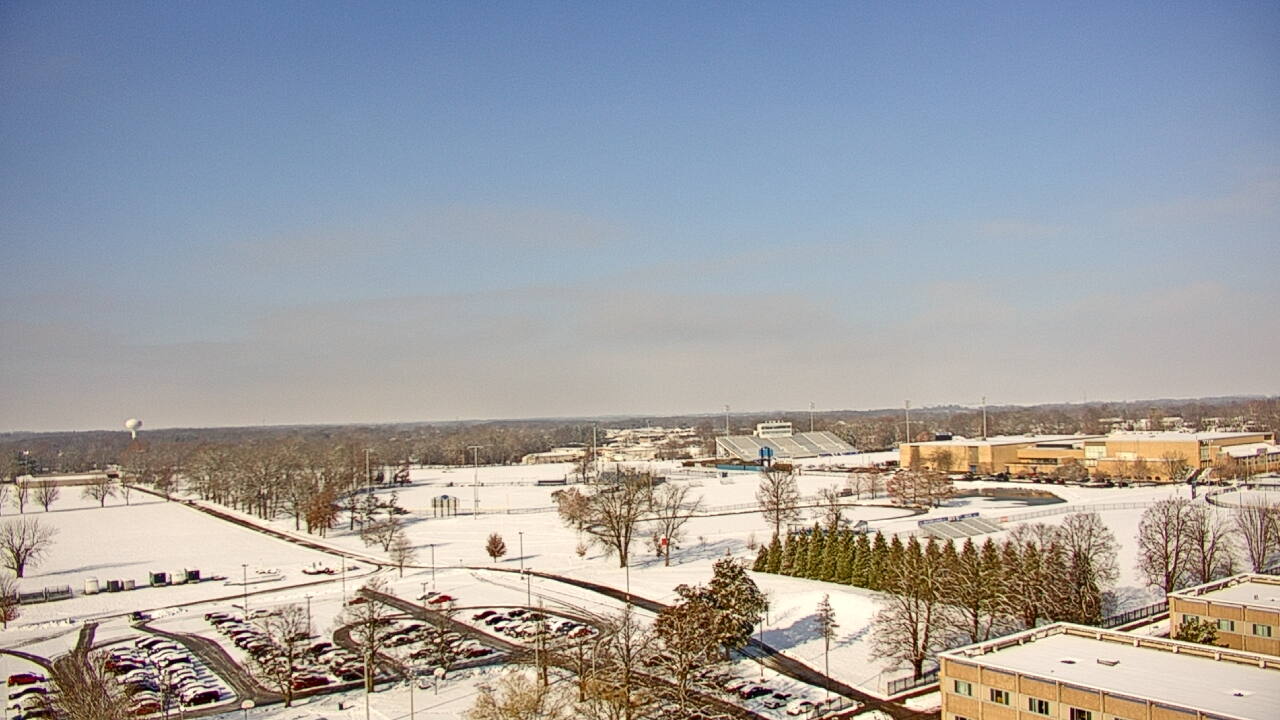 Thumbnail for current weather camera view from Eastern Illinois University in Charleston, Illinois