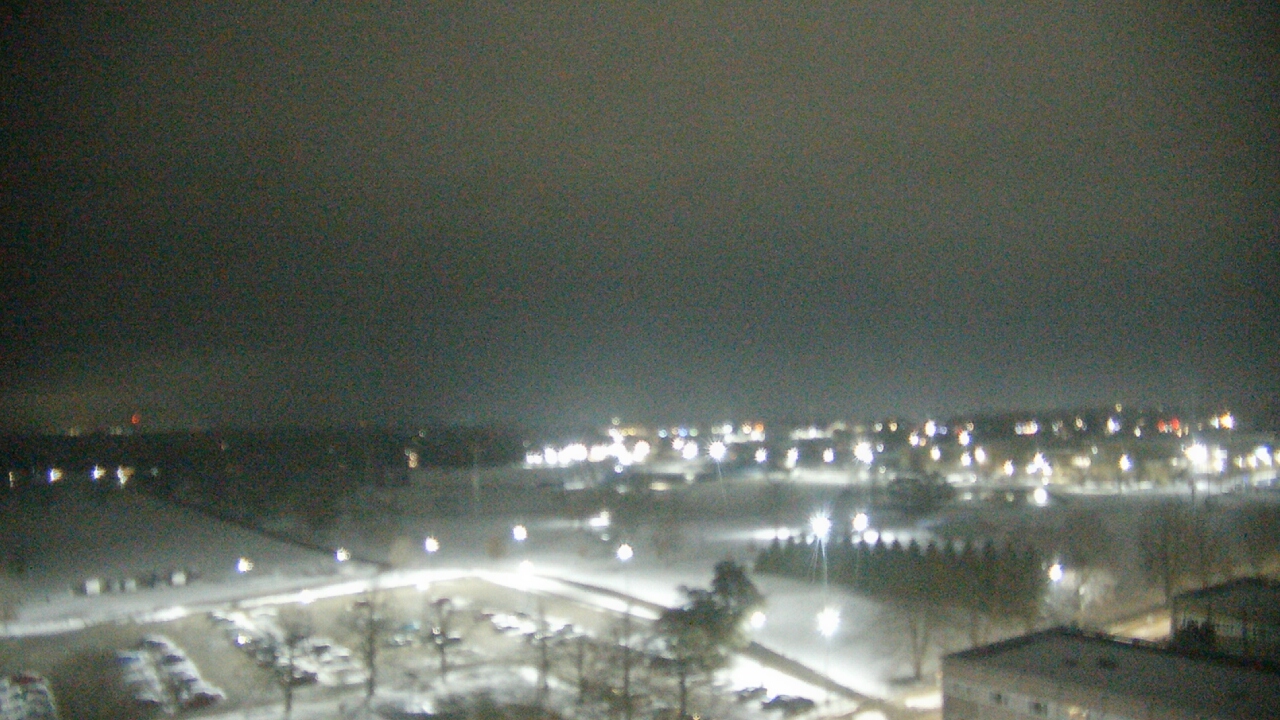Thumbnail for current weather camera view from Eastern Illinois University in Charleston, Illinois