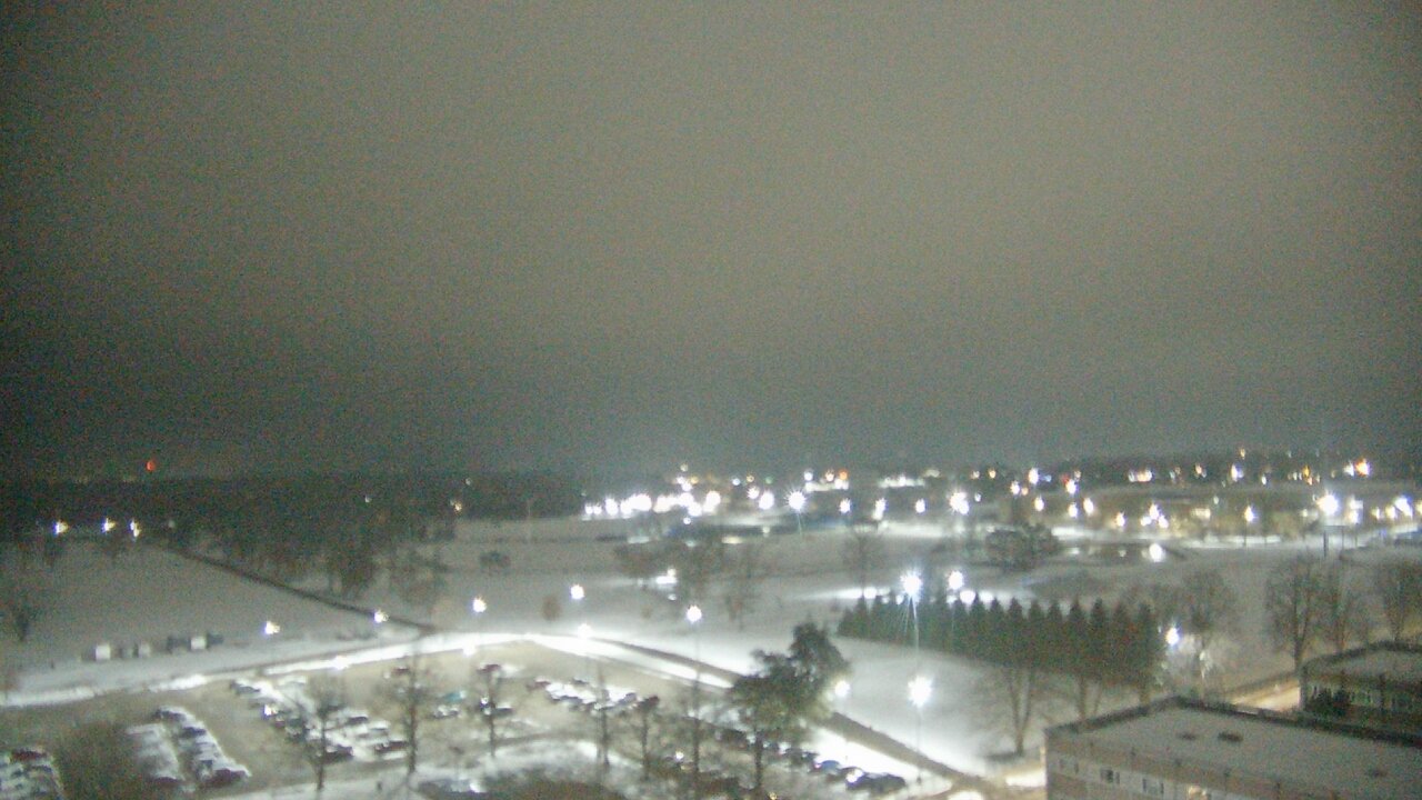 Thumbnail for current weather camera view from Eastern Illinois University in Charleston, Illinois