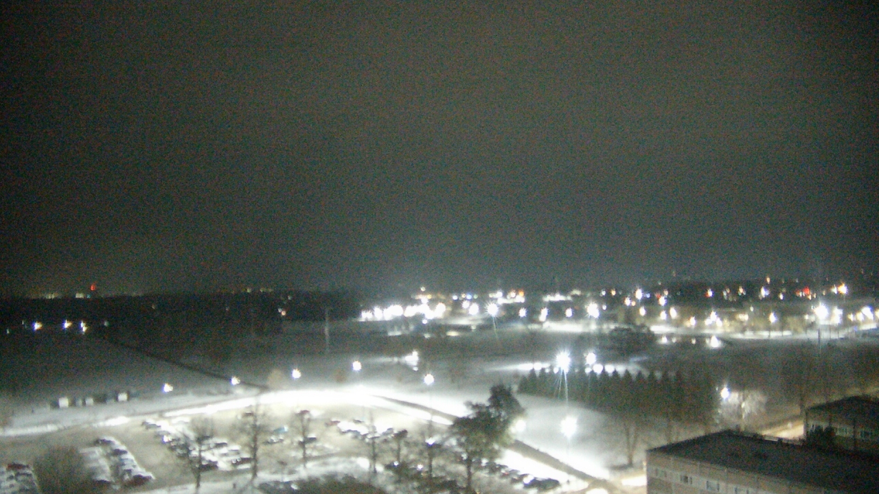 Thumbnail for current weather camera view from Eastern Illinois University in Charleston, Illinois