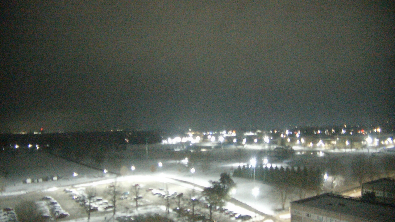 Thumbnail for current weather camera view from Eastern Illinois University in Charleston, Illinois