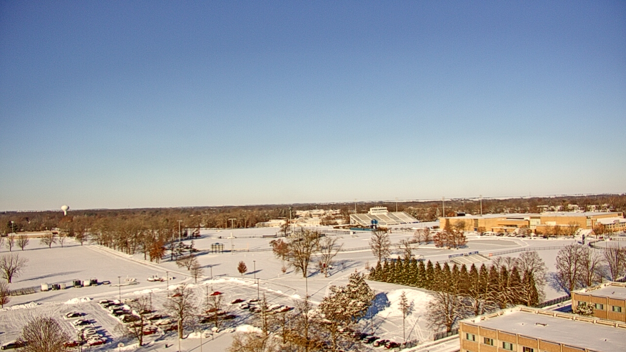 Thumbnail for current weather camera view from Eastern Illinois University in Charleston, Illinois
