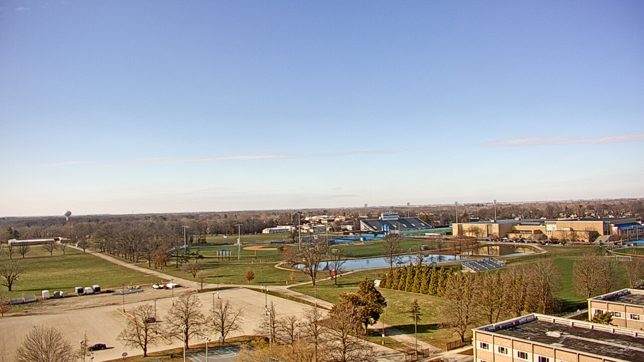 Thumbnail for current weather camera view from Eastern Illinois University in Charleston, Illinois