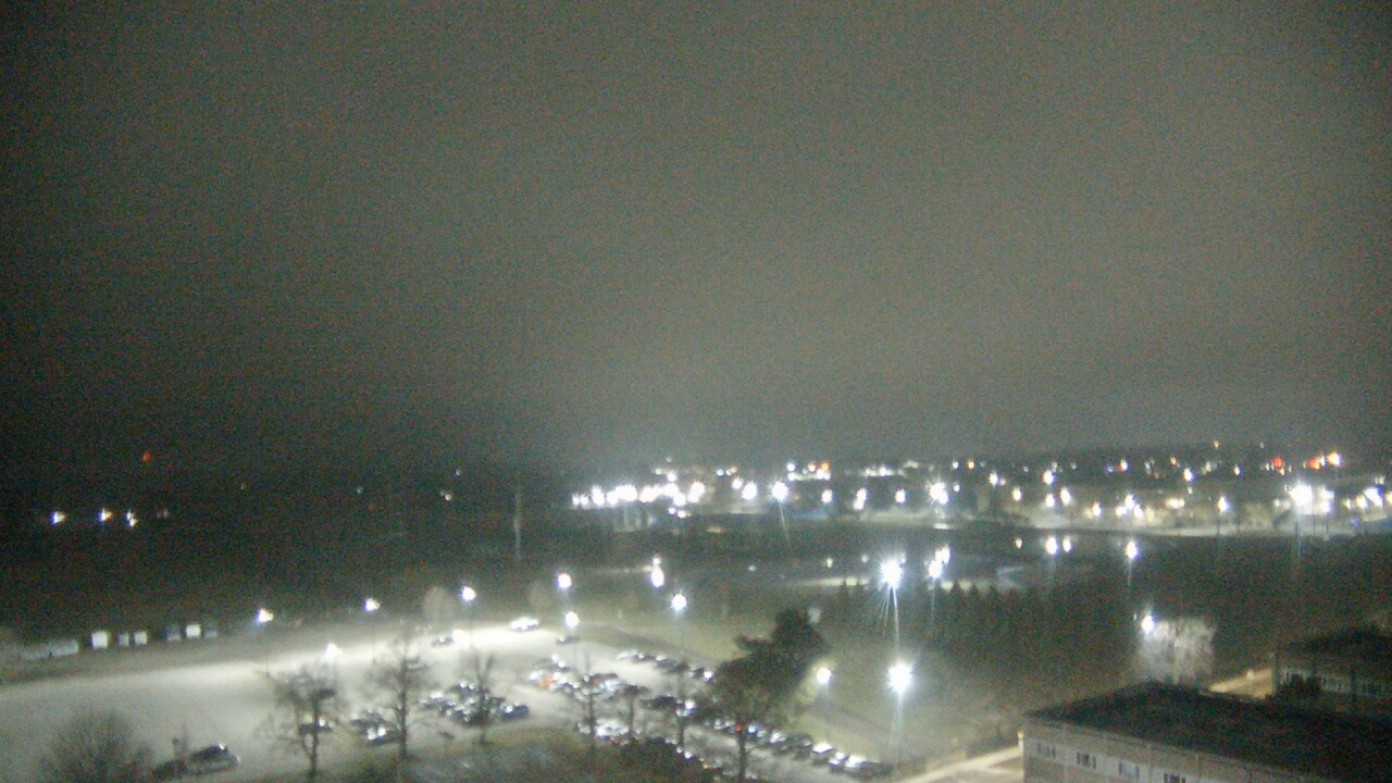 Thumbnail for current weather camera view from Eastern Illinois University in Charleston, Illinois