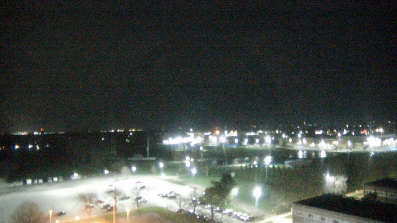 Thumbnail for current weather camera view from Eastern Illinois University in Charleston, Illinois