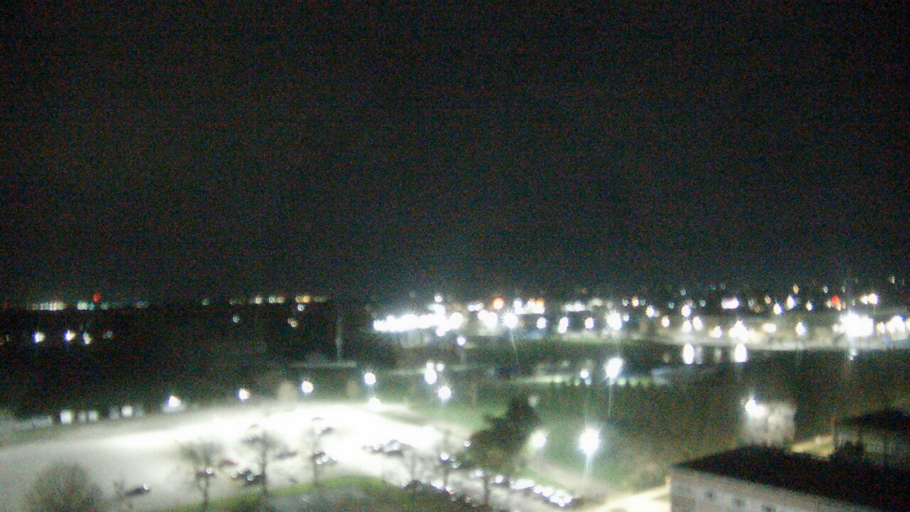 Thumbnail for current weather camera view from Eastern Illinois University in Charleston, Illinois