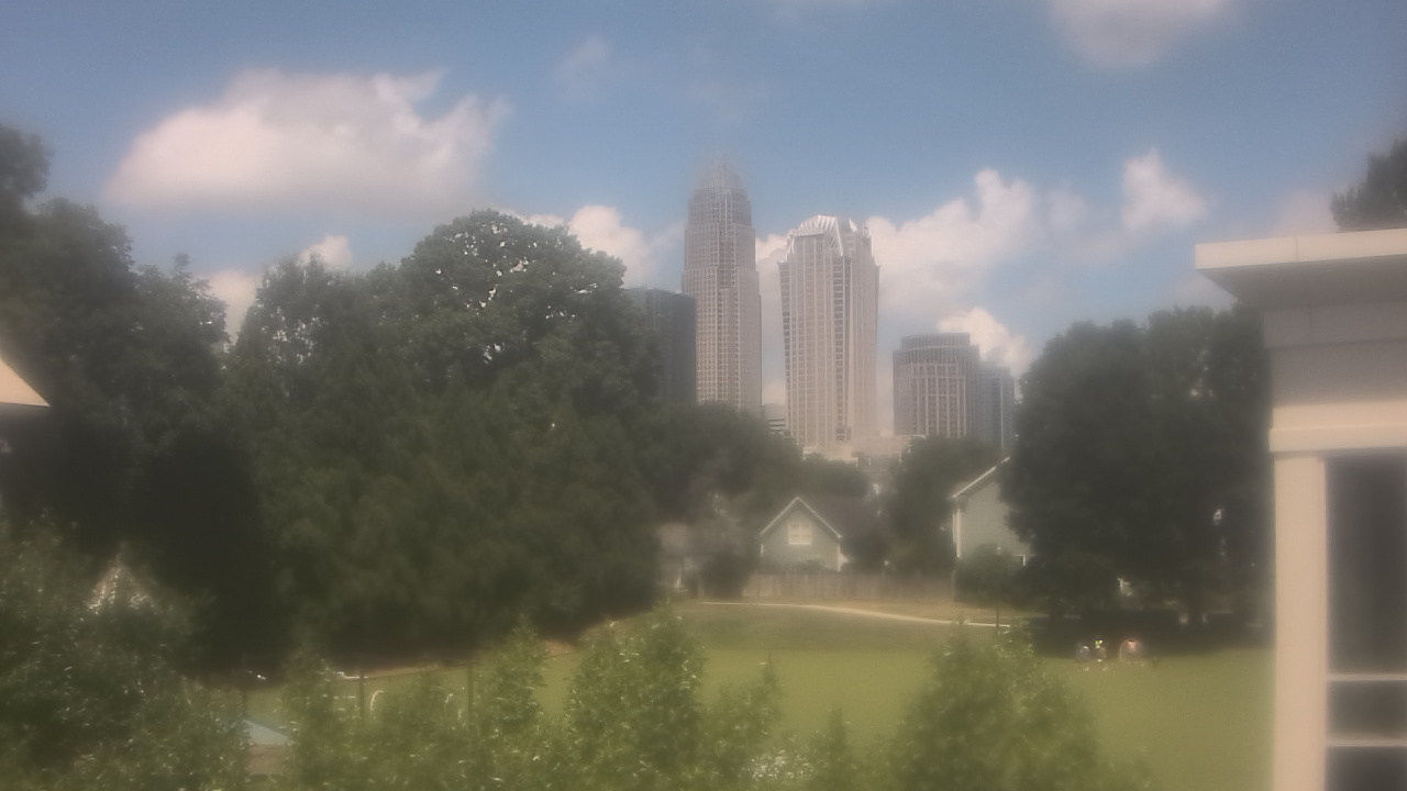 Thumbnail for current weather camera view from Trinity Episcopal School in Charlotte, North Carolina