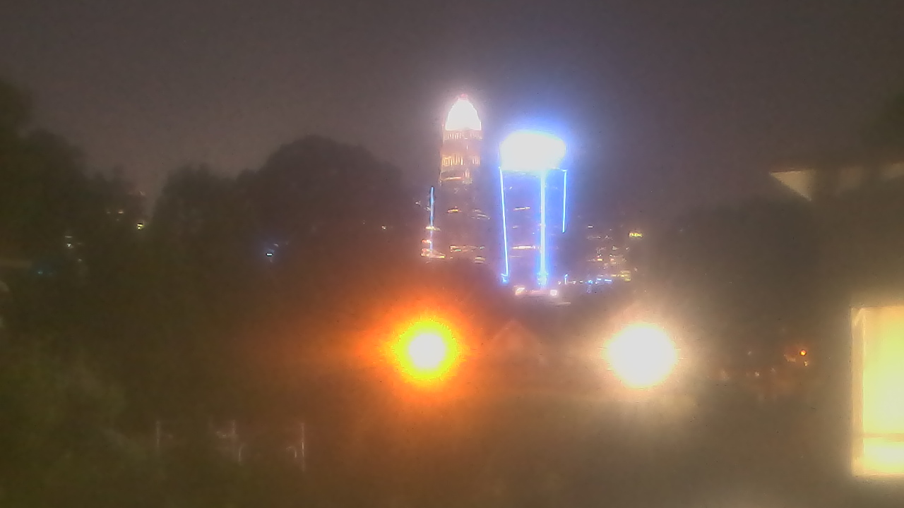 Thumbnail for current weather camera view from Trinity Episcopal School in Charlotte, North Carolina