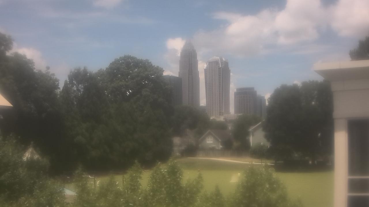 Thumbnail for current weather camera view from Trinity Episcopal School in Charlotte, North Carolina