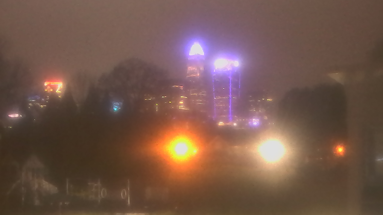 Thumbnail for current weather camera view from Trinity Episcopal School in Charlotte, North Carolina