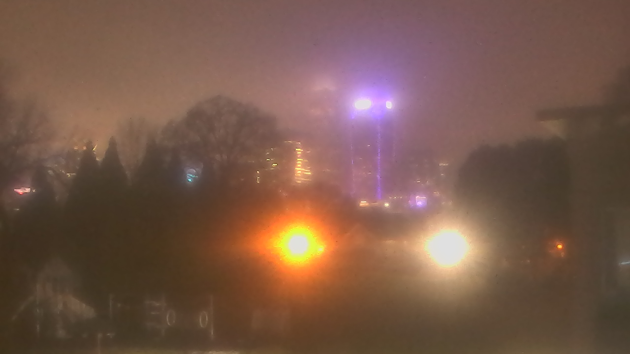 Thumbnail for current weather camera view from Trinity Episcopal School in Charlotte, North Carolina