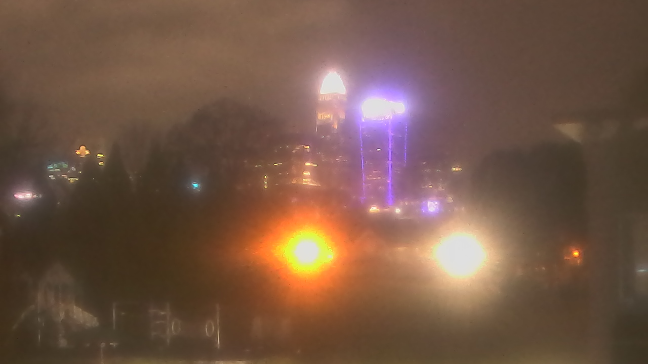 Thumbnail for current weather camera view from Trinity Episcopal School in Charlotte, North Carolina