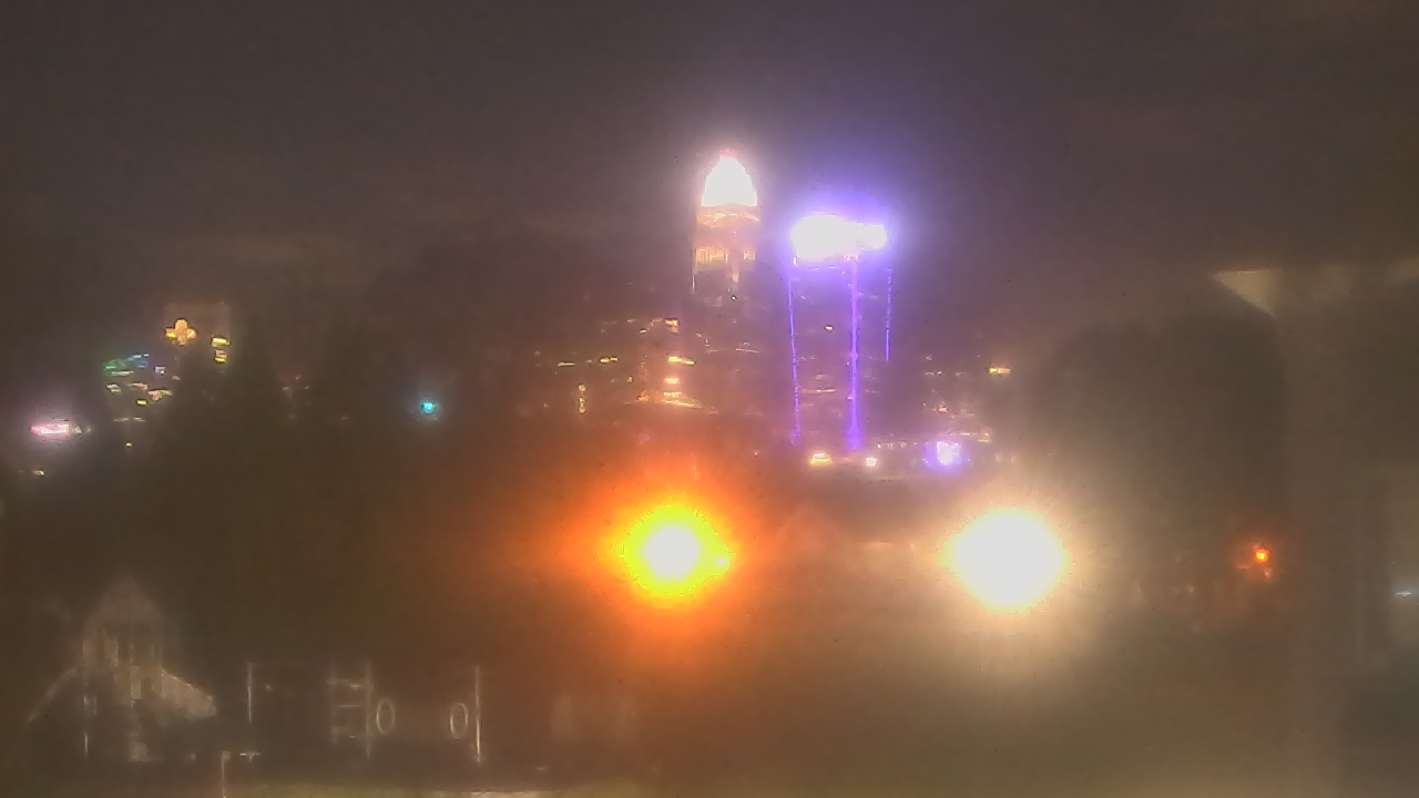 Thumbnail for current weather camera view from Trinity Episcopal School in Charlotte, North Carolina