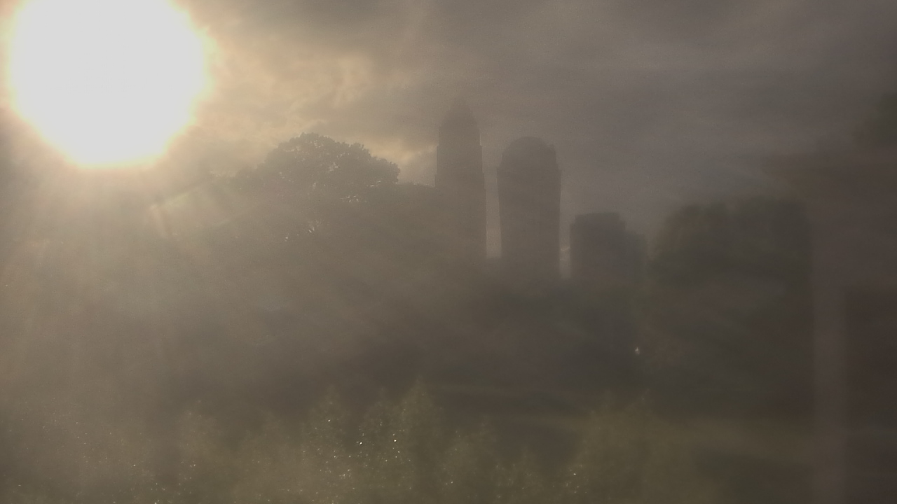 Thumbnail for current weather camera view from Trinity Episcopal School in Charlotte, North Carolina