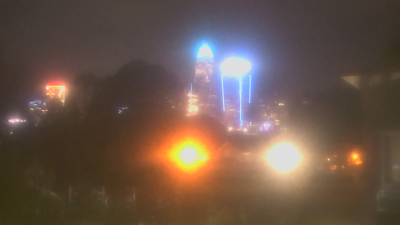 Thumbnail for current weather camera view from Trinity Episcopal School in Charlotte, North Carolina