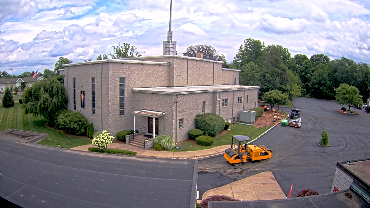 Thumbnail for current weather camera view from St. Bridget School in Cheshire, Connecticut