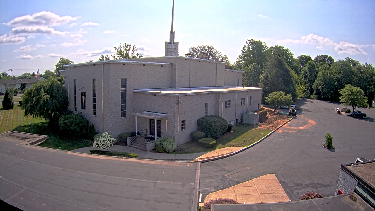 Thumbnail for current weather camera view from St. Bridget School in Cheshire, Connecticut