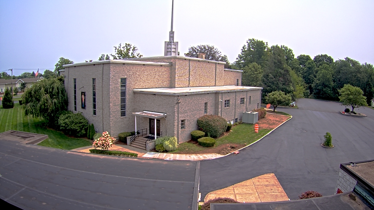 Thumbnail for current weather camera view from St. Bridget School in Cheshire, Connecticut