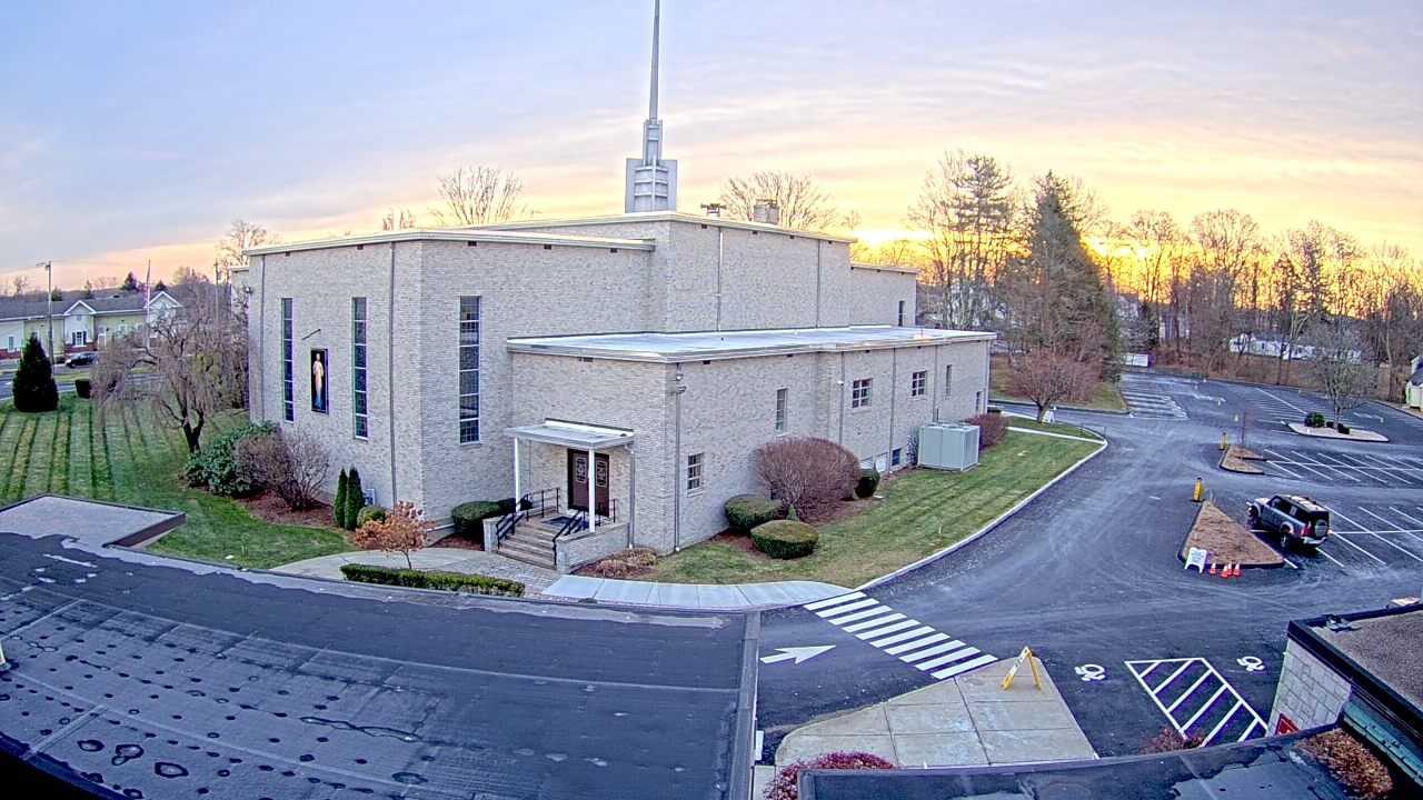 Thumbnail for current weather camera view from St. Bridget School in Cheshire, Connecticut