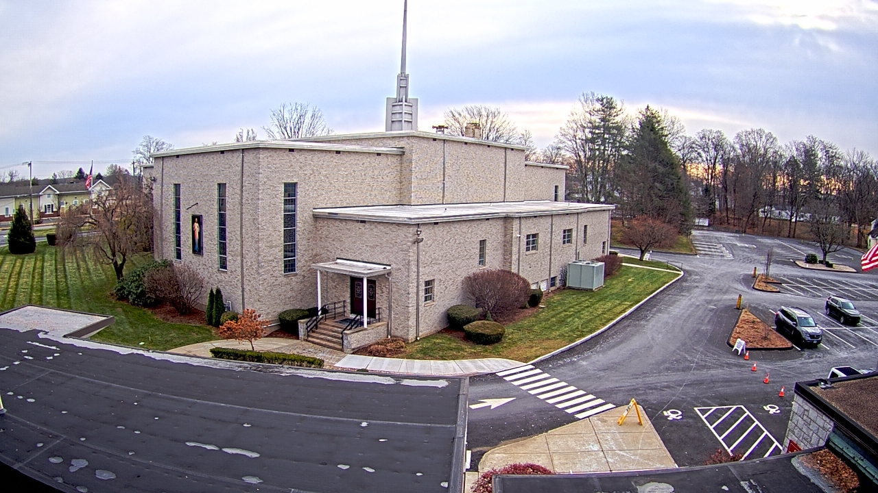 Thumbnail for current weather camera view from St. Bridget School in Cheshire, Connecticut