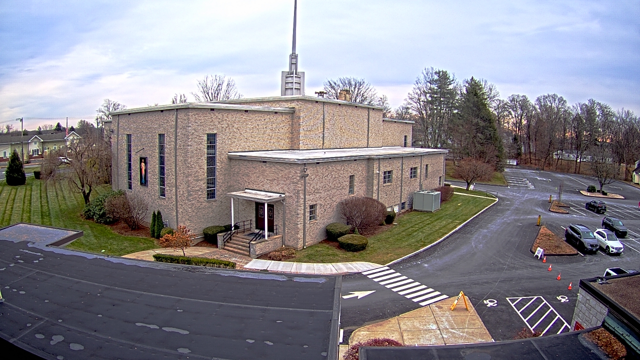 Thumbnail for current weather camera view from St. Bridget School in Cheshire, Connecticut