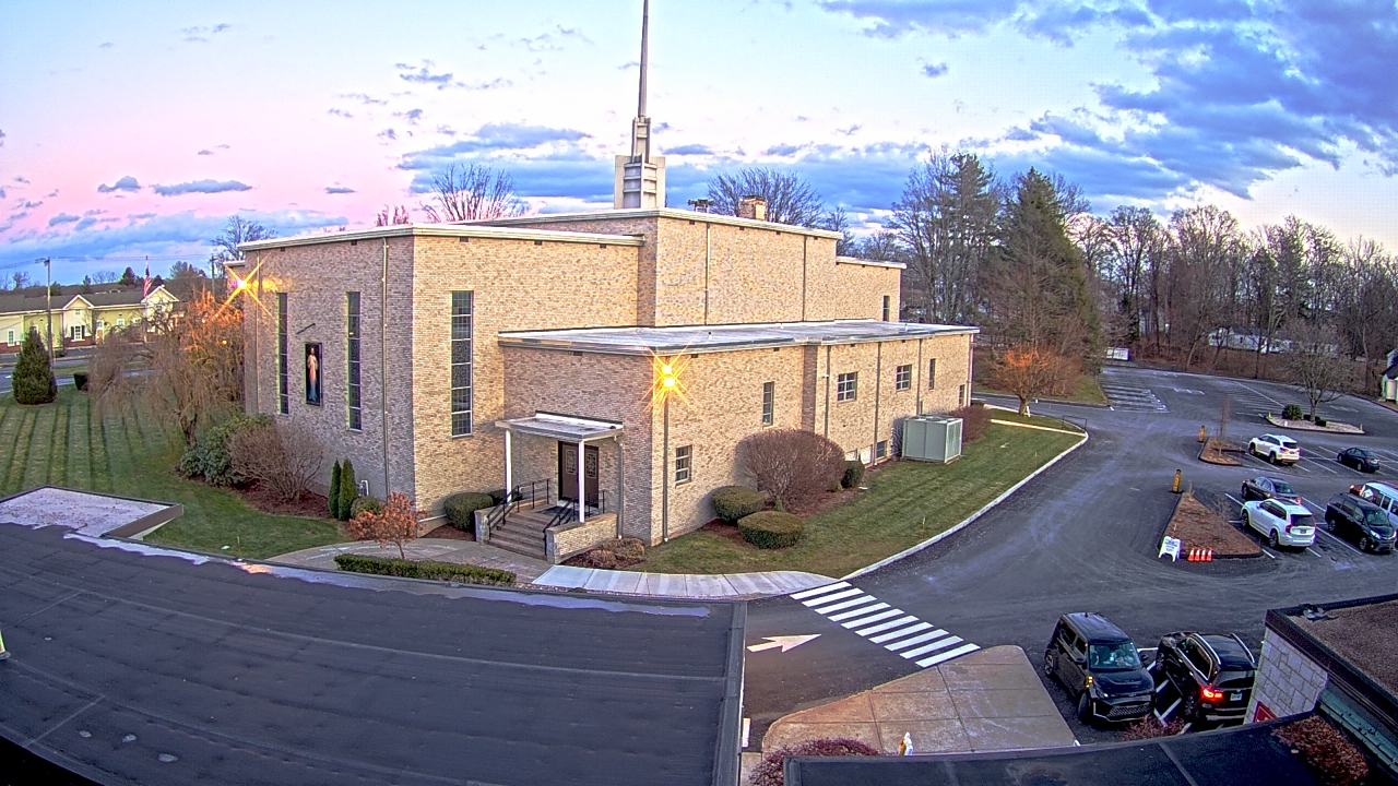 Thumbnail for current weather camera view from St. Bridget School in Cheshire, Connecticut