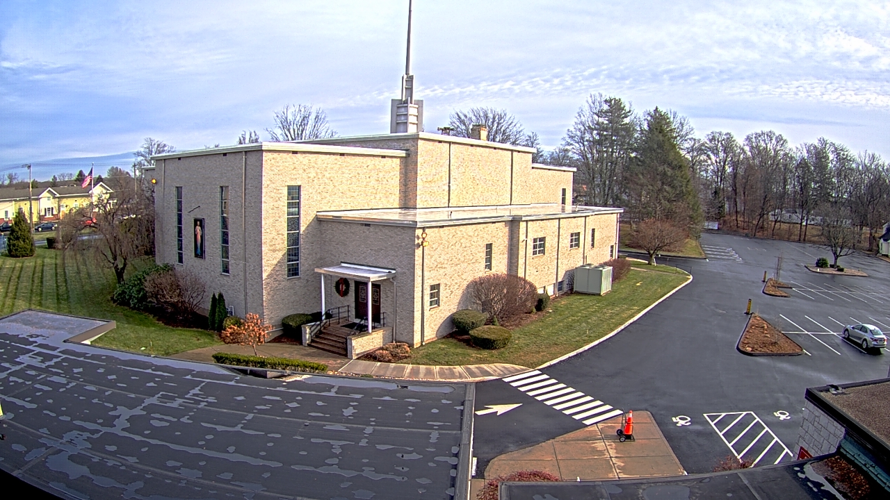 Thumbnail for current weather camera view from St. Bridget School in Cheshire, Connecticut