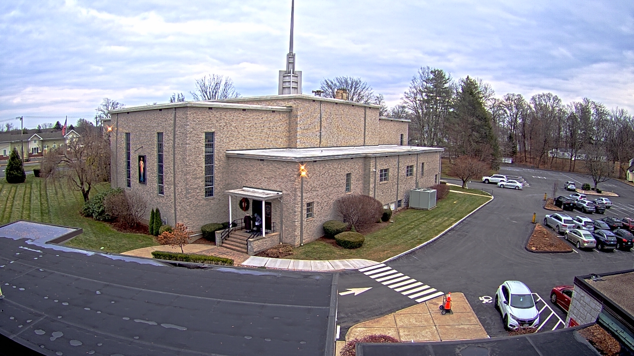 Thumbnail for current weather camera view from St. Bridget School in Cheshire, Connecticut