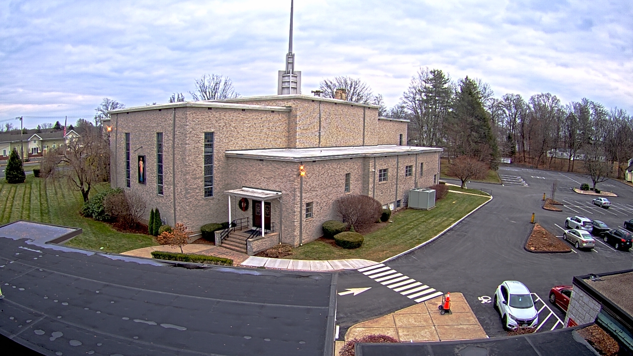 Thumbnail for current weather camera view from St. Bridget School in Cheshire, Connecticut