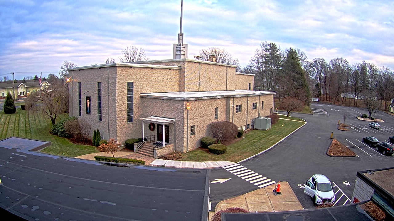 Thumbnail for current weather camera view from St. Bridget School in Cheshire, Connecticut