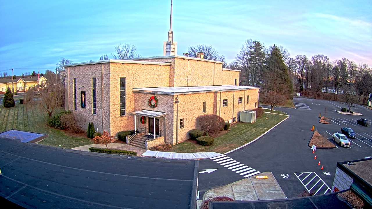 Thumbnail for current weather camera view from St. Bridget School in Cheshire, Connecticut