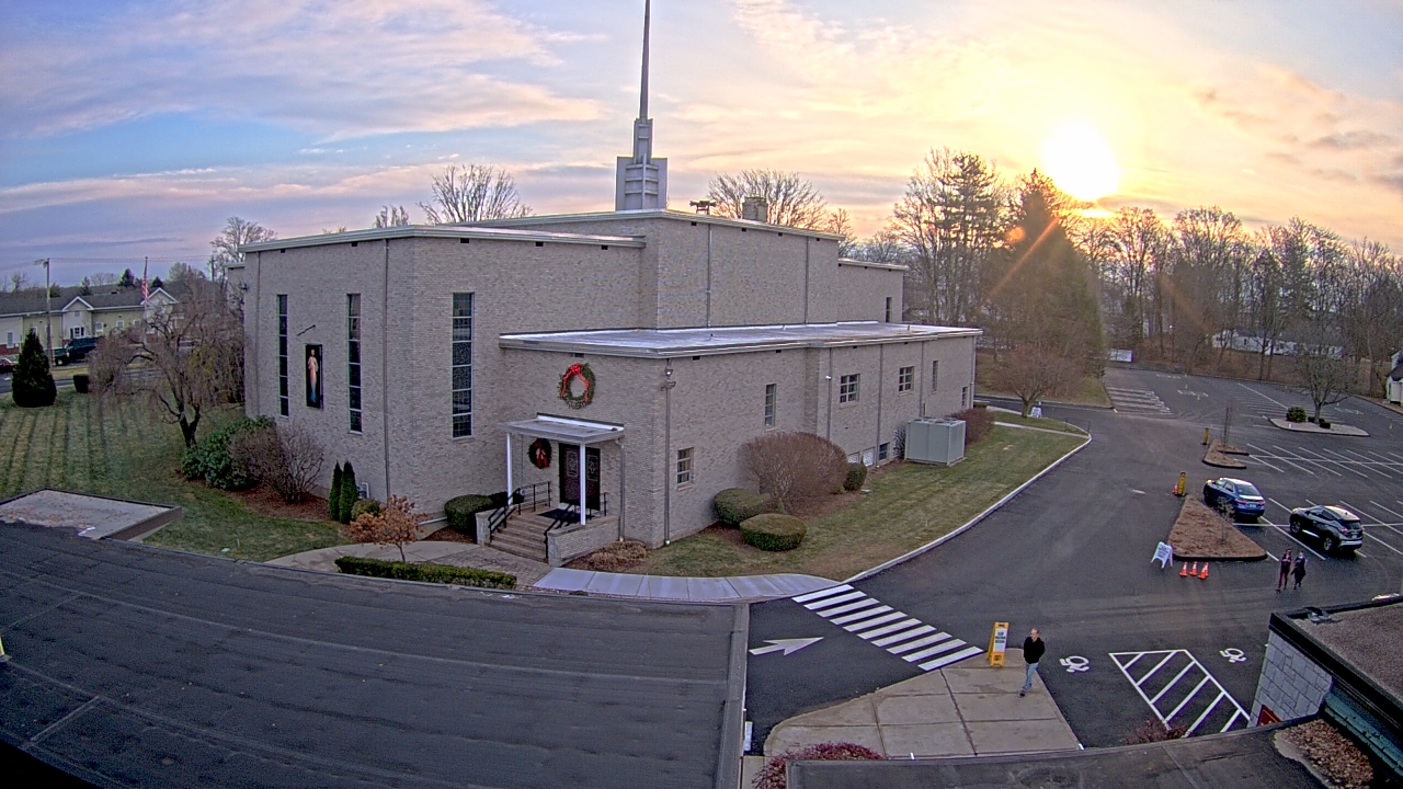 Thumbnail for current weather camera view from St. Bridget School in Cheshire, Connecticut