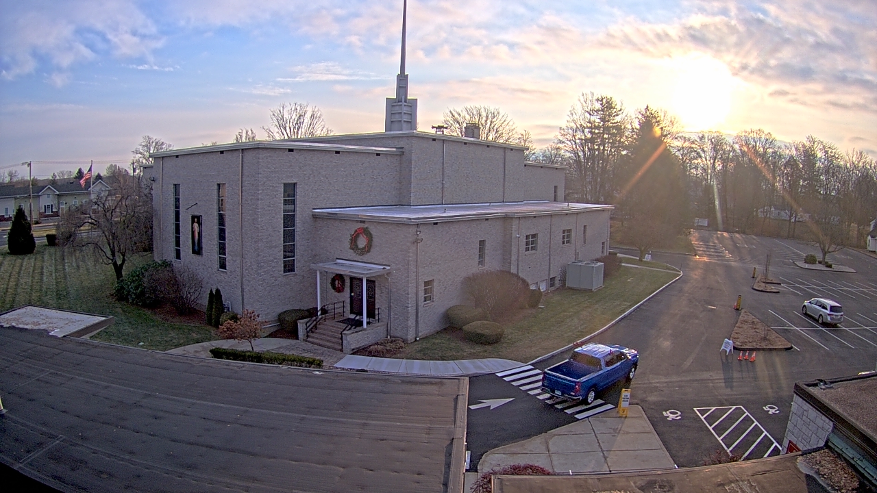 Thumbnail for current weather camera view from St. Bridget School in Cheshire, Connecticut