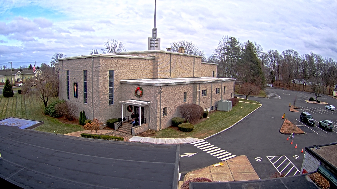 Thumbnail for current weather camera view from St. Bridget School in Cheshire, Connecticut