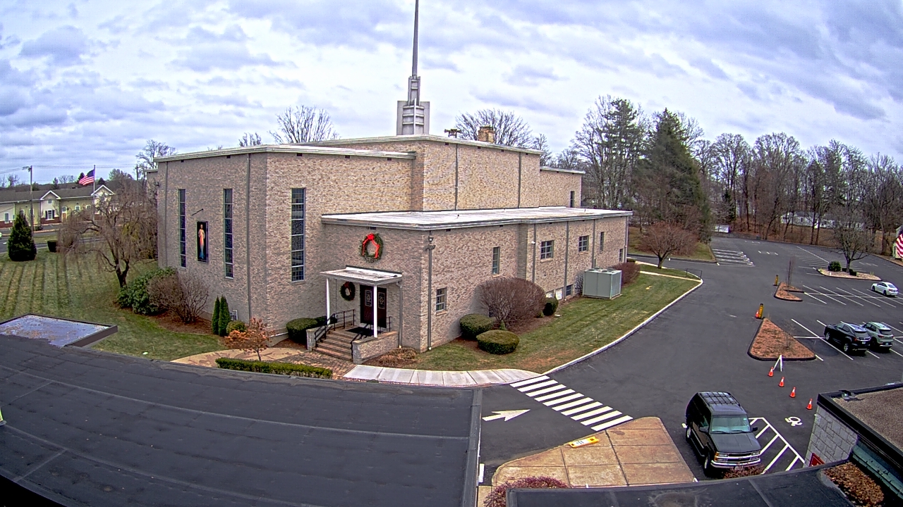 Thumbnail for current weather camera view from St. Bridget School in Cheshire, Connecticut
