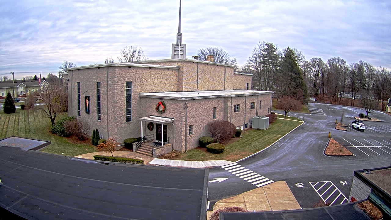 Thumbnail for current weather camera view from St. Bridget School in Cheshire, Connecticut