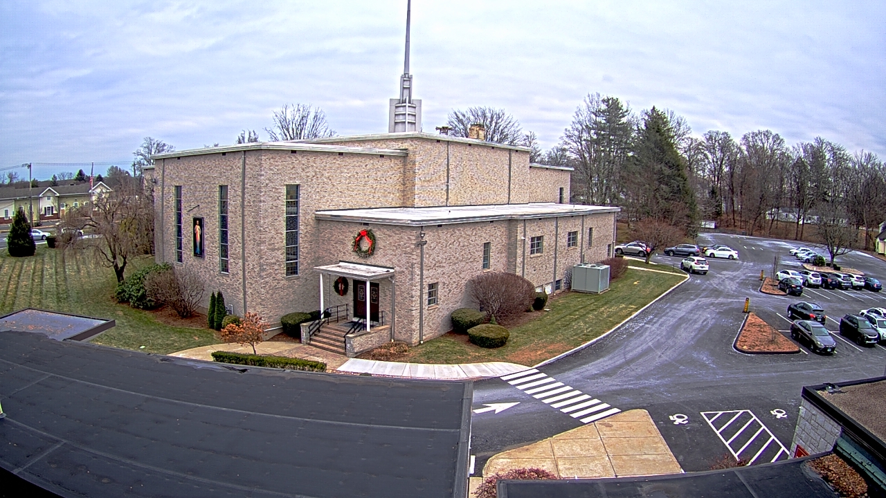 Thumbnail for current weather camera view from St. Bridget School in Cheshire, Connecticut