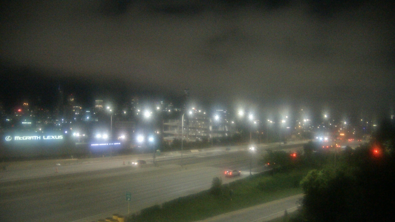 Thumbnail for current weather camera view from St Stanislaus Kostka School in Chicago, Illinois