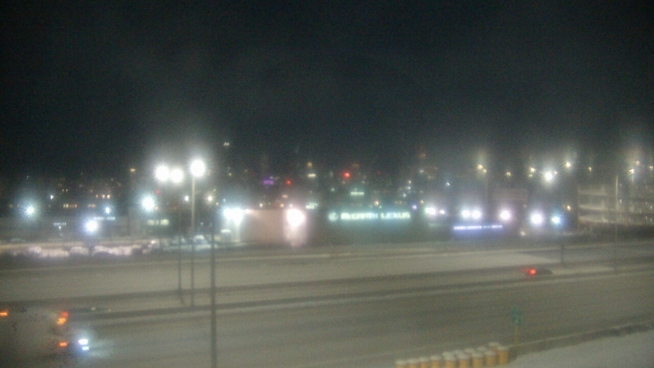 Thumbnail for current weather camera view from St Stanislaus Kostka School in Chicago, Illinois