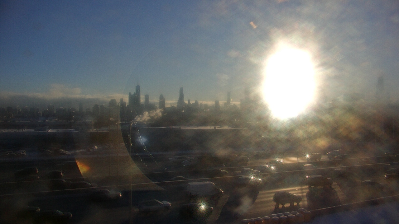 Thumbnail for current weather camera view from St Stanislaus Kostka School in Chicago, Illinois
