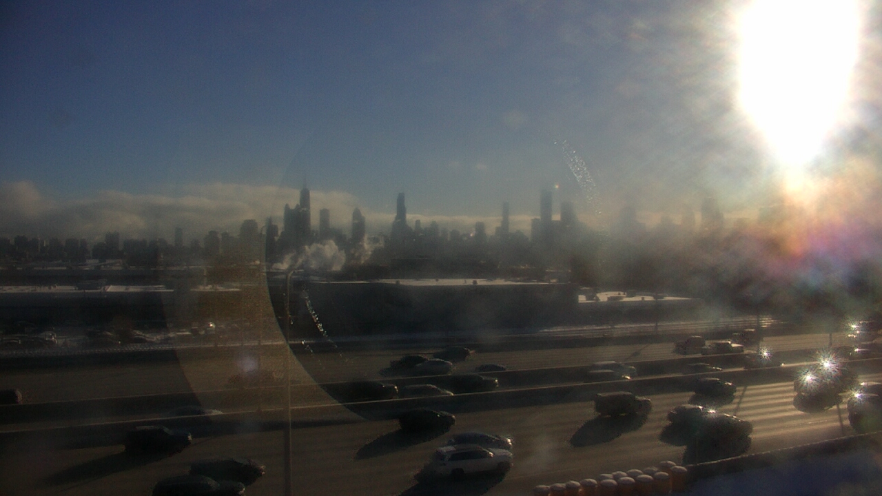 Thumbnail for current weather camera view from St Stanislaus Kostka School in Chicago, Illinois