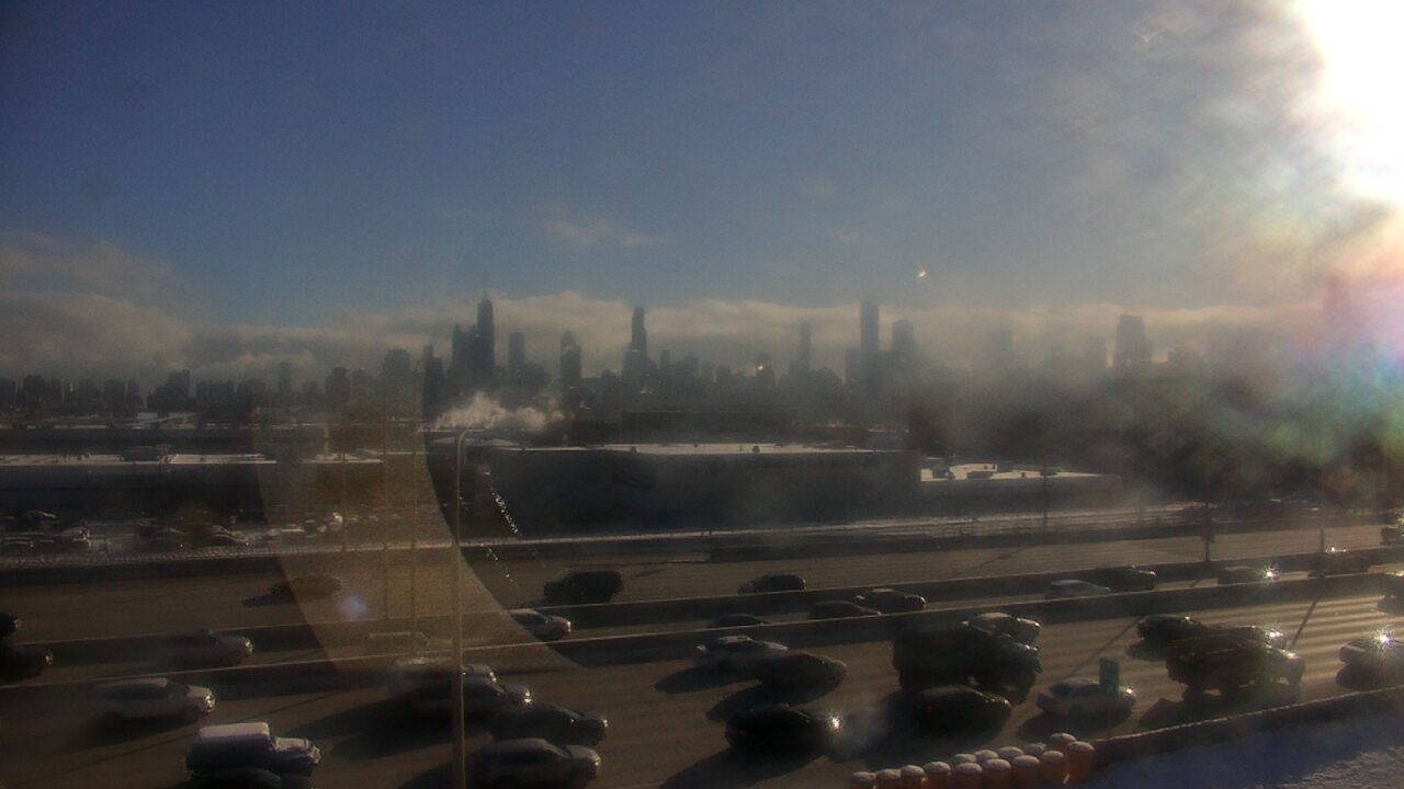 Thumbnail for current weather camera view from St Stanislaus Kostka School in Chicago, Illinois