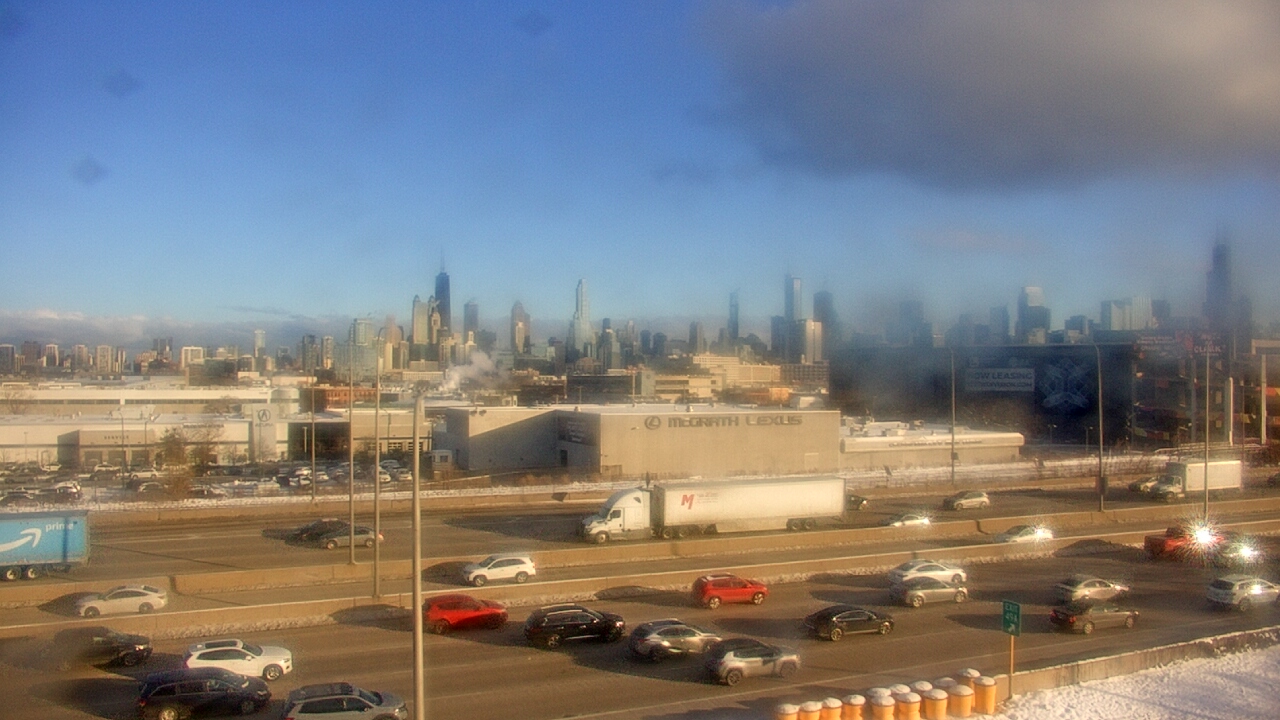Thumbnail for current weather camera view from St Stanislaus Kostka School in Chicago, Illinois
