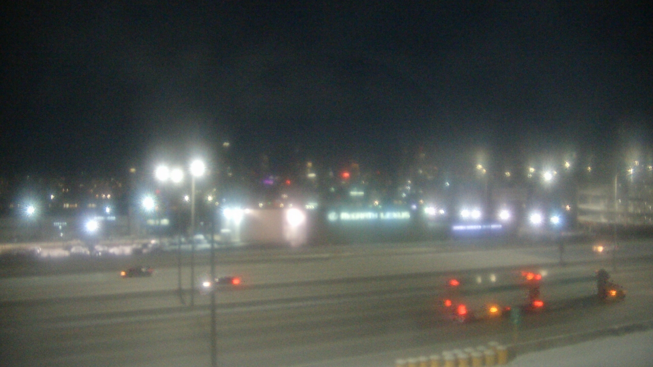 Thumbnail for current weather camera view from St Stanislaus Kostka School in Chicago, Illinois