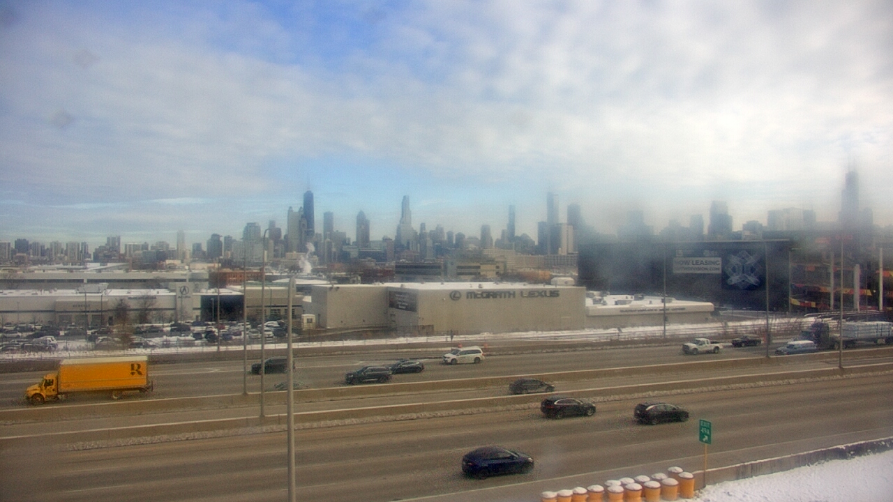 Thumbnail for current weather camera view from St Stanislaus Kostka School in Chicago, Illinois