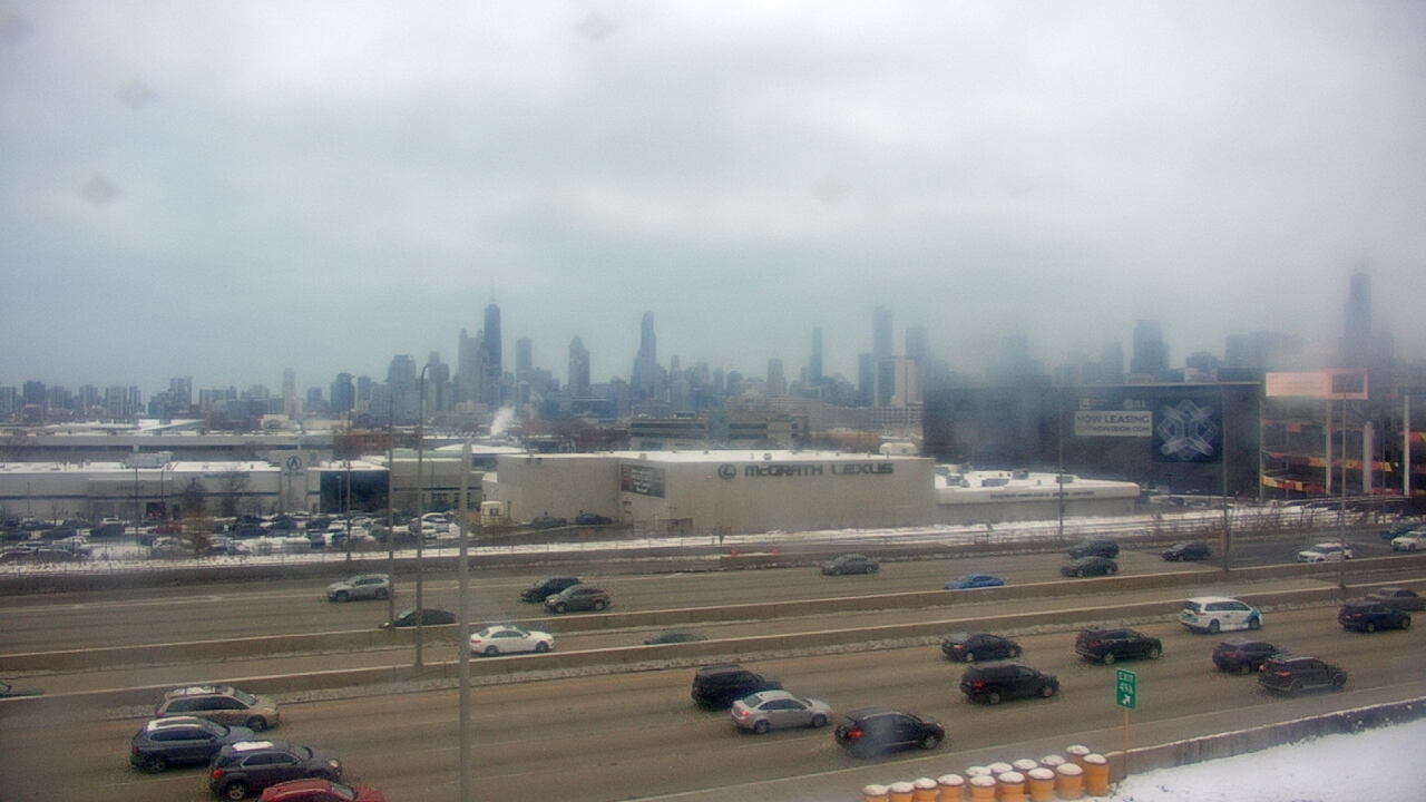 Thumbnail for current weather camera view from St Stanislaus Kostka School in Chicago, Illinois