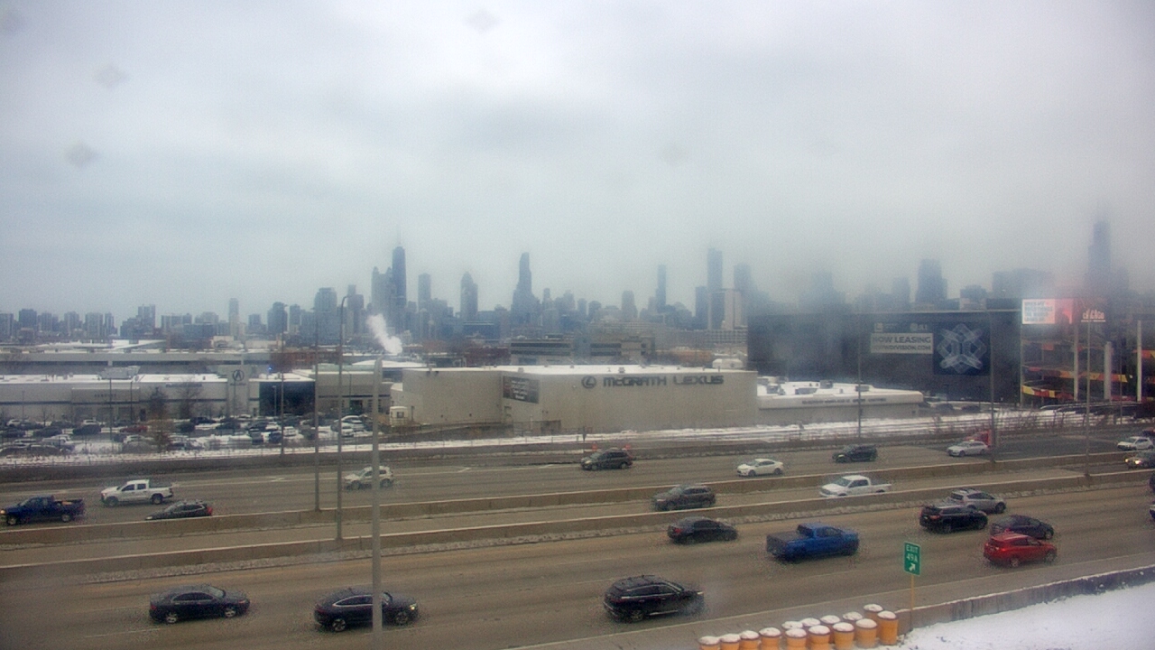 Thumbnail for current weather camera view from St Stanislaus Kostka School in Chicago, Illinois