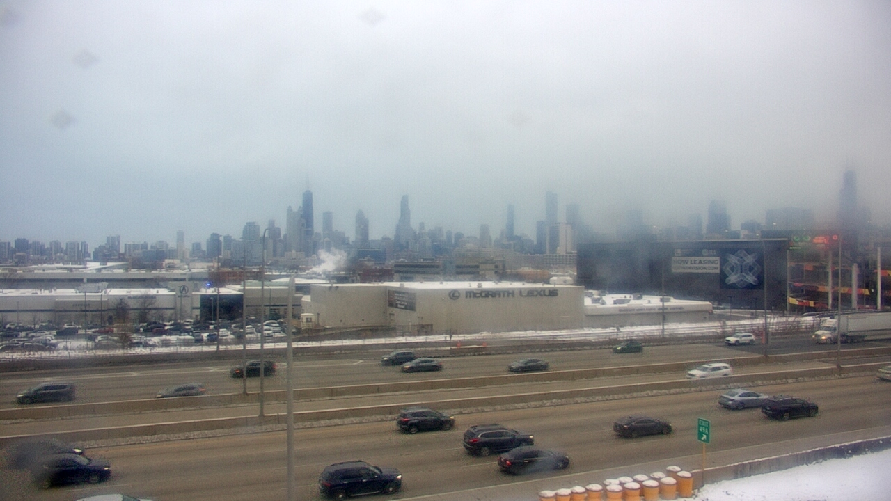 Thumbnail for current weather camera view from St Stanislaus Kostka School in Chicago, Illinois