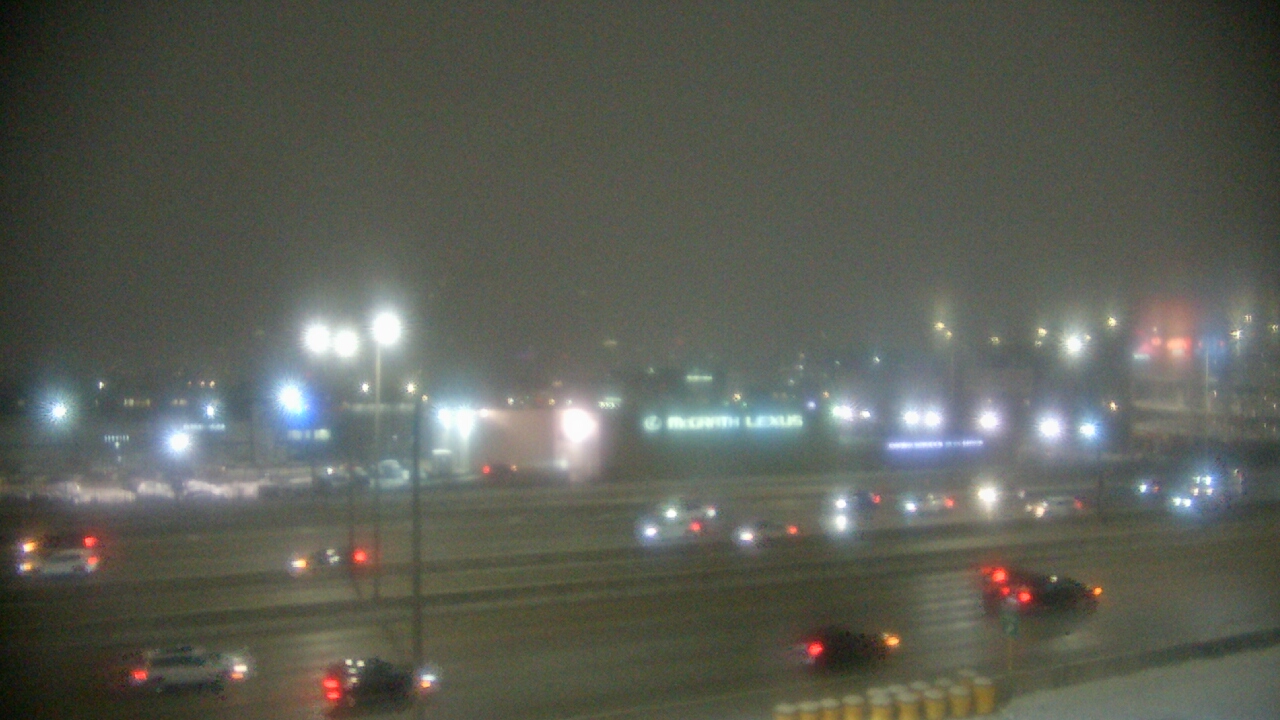 Thumbnail for current weather camera view from St Stanislaus Kostka School in Chicago, Illinois