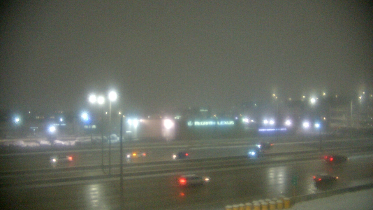 Thumbnail for current weather camera view from St Stanislaus Kostka School in Chicago, Illinois